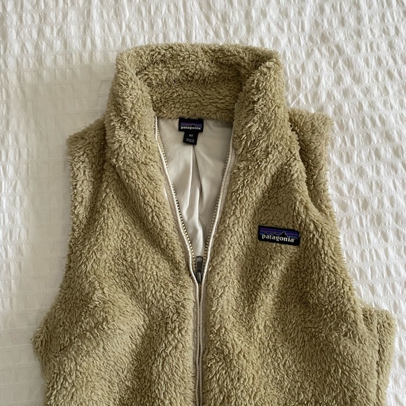 Patagonia women’s Los Gatos Fleece Vest - Picture 3 of 4